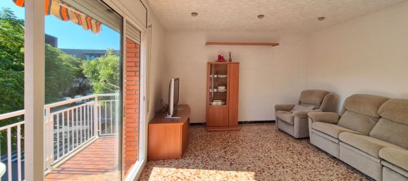 4 bedrooms Apartment in Viladecans, Spain No. 184065 3
