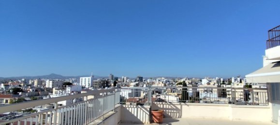 Квартира с 3 спальнями в Ларнака, Кипр № 26404 25