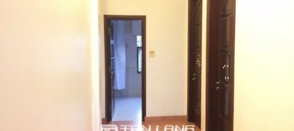 3 bedrooms House in Tay Ho, Vietnam No. 2109 8