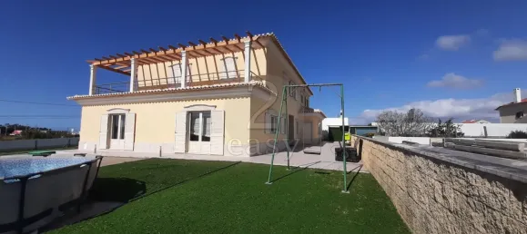 Дом с 4 спальнями в Мафра, Португалия № 129872 3