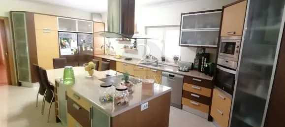 Дом с 4 спальнями в Мафра, Португалия № 129872 24