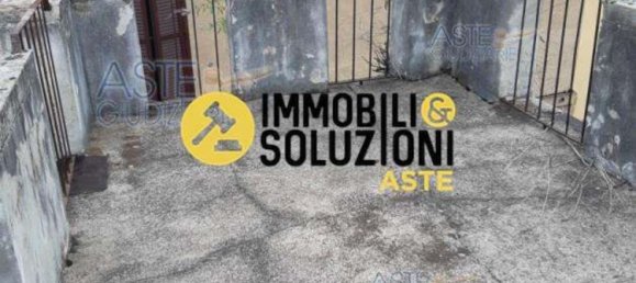 5 rooms Apartment in Arcisate, Italy No. 1634 39