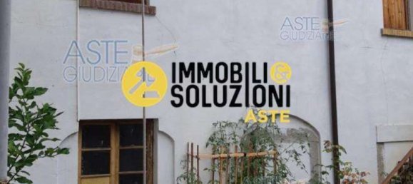 5 rooms Apartment in Arcisate, Italy No. 1634 5