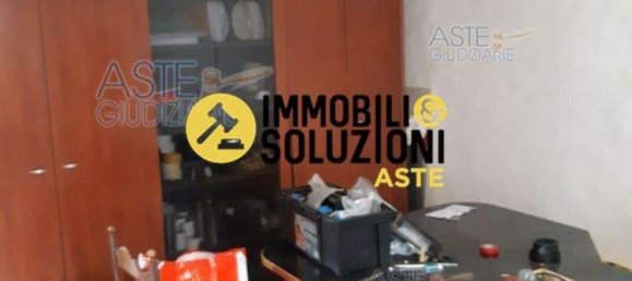 5 rooms Apartment in Arcisate, Italy No. 1634 18