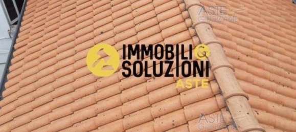 5 rooms Apartment in Arcisate, Italy No. 1634 27