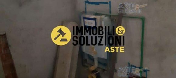 5 rooms Apartment in Arcisate, Italy No. 1634 25