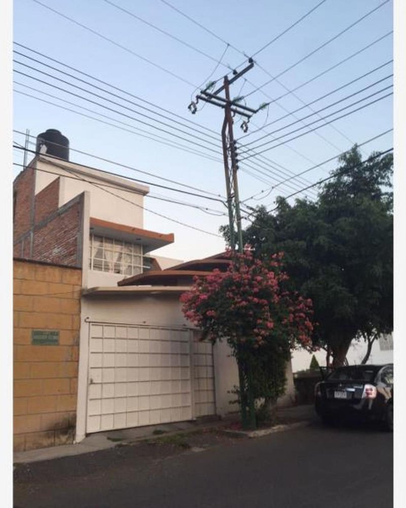 4 bedrooms House in Queretaro, Mexico No. 188032