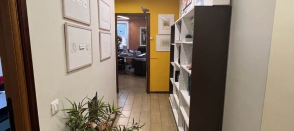 130m² Office in Piacenza, Italy No. 73685 14