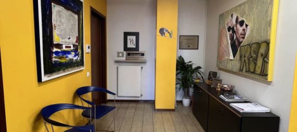 130m² Office in Piacenza, Italy No. 73685 3