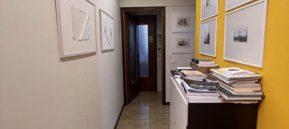 130m² Office in Piacenza, Italy No. 73685 12