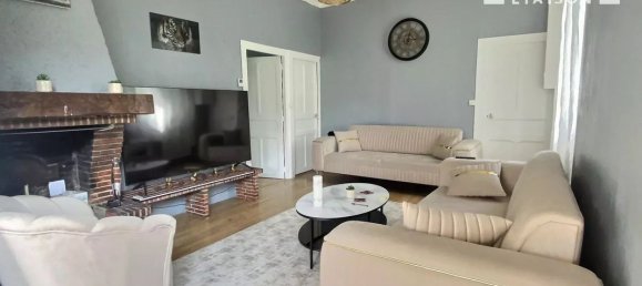 3 Schlafzimmer Haus in Blois, France, Nr. 271974 5