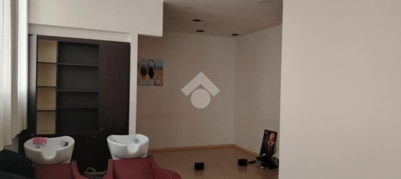 9 rooms Commercial property in Campi Bisenzio, Italy No. 353983 7