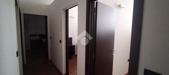 9 rooms Commercial property in Campi Bisenzio, Italy No. 353983 22
