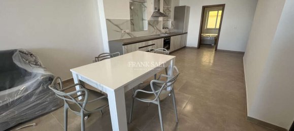 2 bedrooms Maisonette in Santa Venera, Malta No. 10253 3