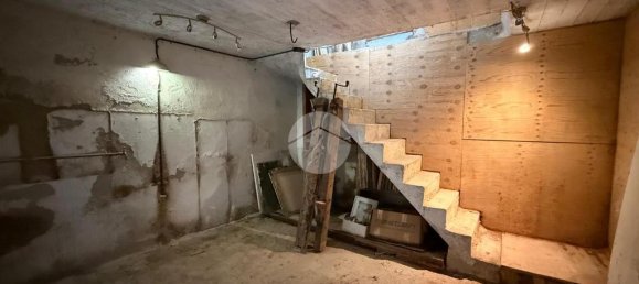 12-Zimmer Gewerbliche Immobilie in Seriate, Italy, Nr. 257653 7