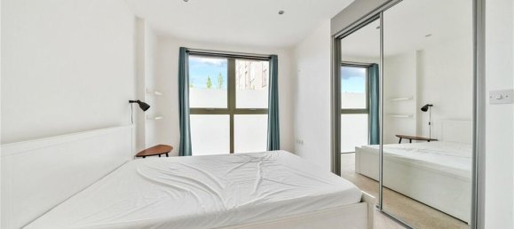 2 bedrooms Apartment in London, United Kingdom No. 3521 11