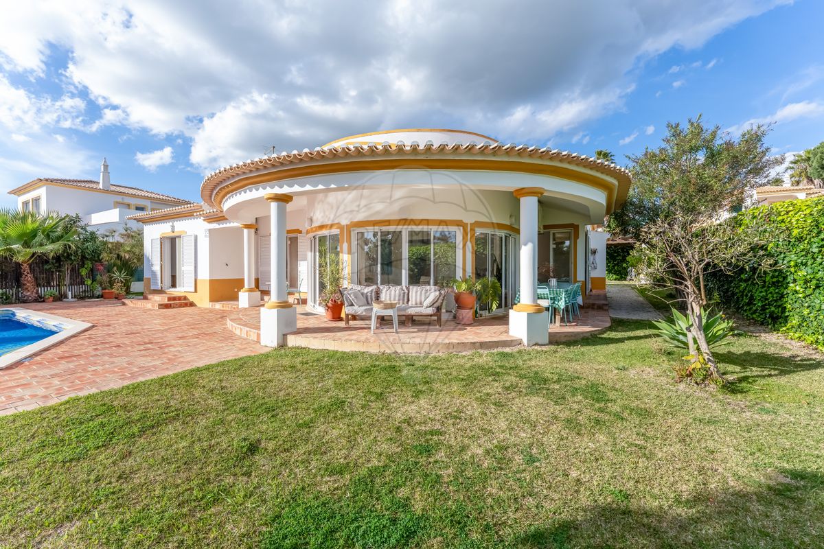 4 bedrooms House in Albufeira, Portugal No. 24147