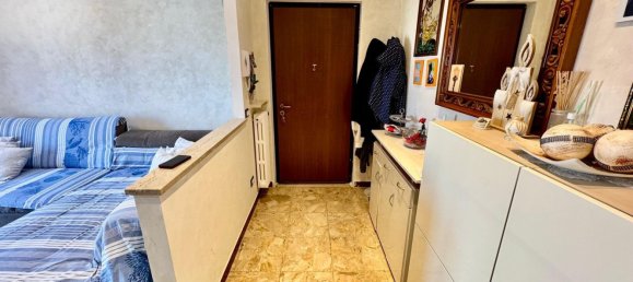 3 rooms Apartment in Podenzano, Italy No. 259248 10