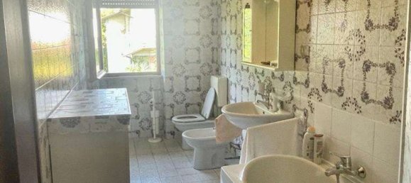 4 rooms Apartment in Massa, Italy No. 145573 8