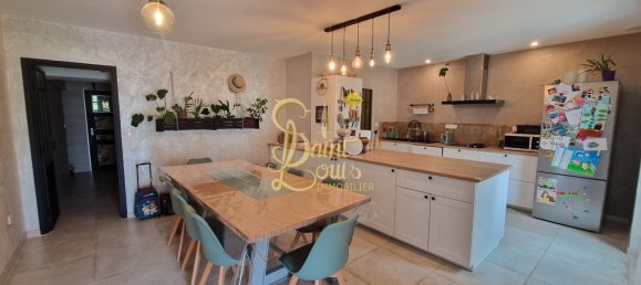 Casa de 5 dormitorios en Avoine, France No. 267247 6