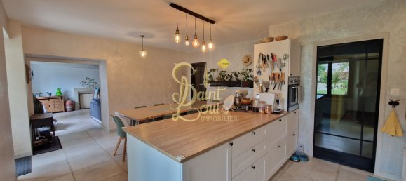 Casa de 5 dormitorios en Avoine, France No. 267247 5