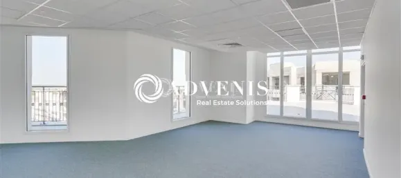 Офис 366м² в Шесси, Франция № 302360 6