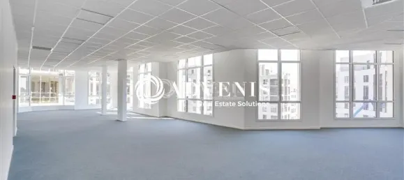 Офис 366м² в Шесси, Франция № 302360 8