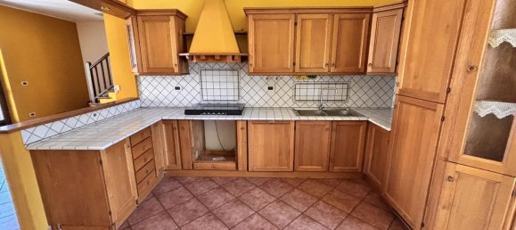 Дом с 5 спальнями в Бейнетте, Италия № 310983 5