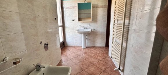 Дом с 5 спальнями в Бейнетте, Италия № 310983 11