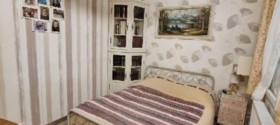 3 bedrooms House in Chartres, France No. 240045 8