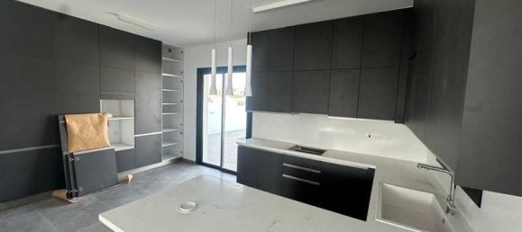 3 bedrooms Commercial property in Kolossi, Cyprus No. 18121 14