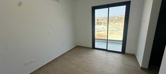 3 bedrooms Commercial property in Kolossi, Cyprus No. 18121 10