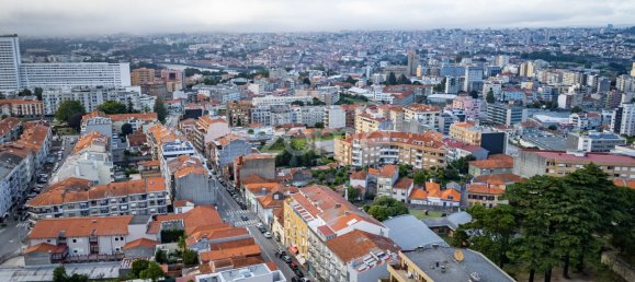 16 bedrooms Castles in Vila Nova de Gaia, Portugal No. 141838 12