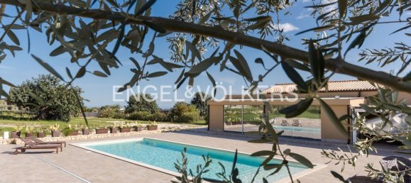 2 bedrooms Villa in Avola, Italy No. 309823 5