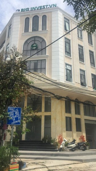  House in District 7, Vietnam No. 12990