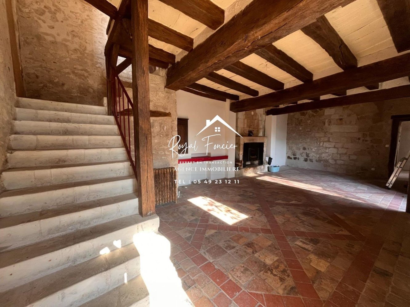 2 chambres Maison à Preuilly-sur-Claise, France No. 83803
