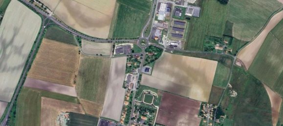 Terreno en Mirambeau, France No. 96442 3