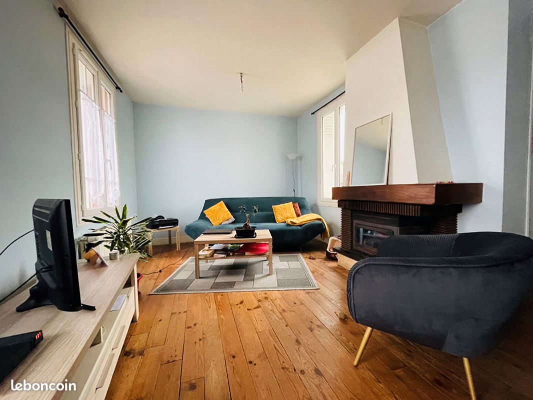 3 bedrooms House in Perigny, France No. 113930