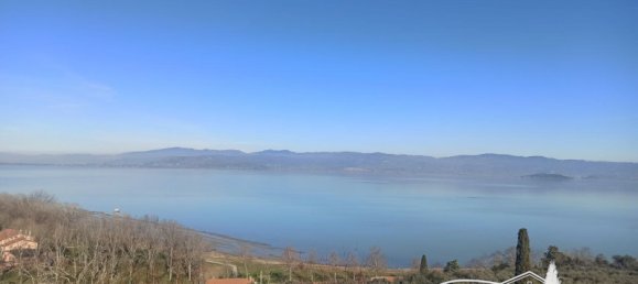 3 rooms Apartment in Castiglione del Lago, Italy No. 105232 5