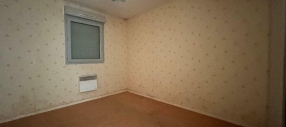 2 chambres Appartement à Saint-Amand-Montrond, France No. 349727 2
