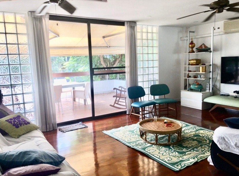 Moradia em banda T4 em Phra Khanong, Thailand N.º 66082