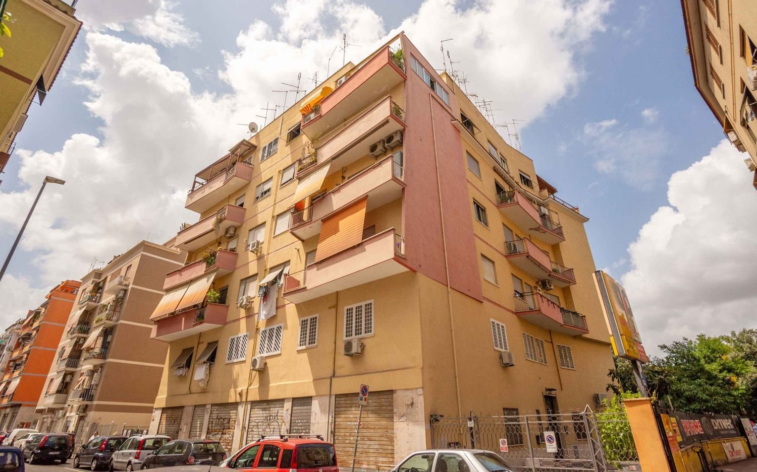 Studio in Rome, Italy No. 261531