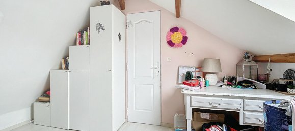 5 bedrooms House in Chaumont-en-Vexin, France No. 94233 9