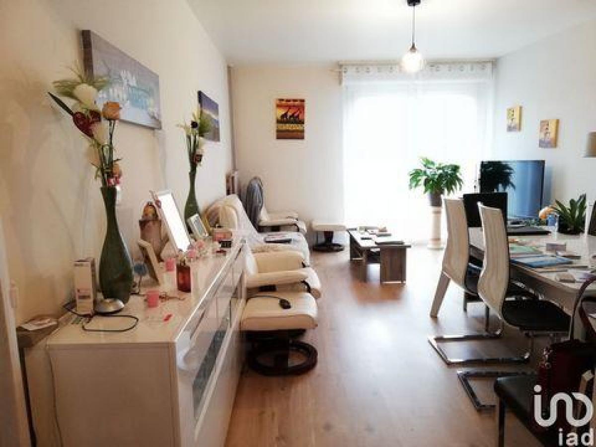 2 bedrooms Condo in Amiens, France No. 2406