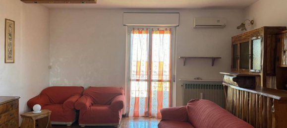Apartamento de 2 dormitorios en Mede, Italy No. 81839 2
