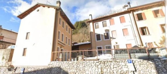 5 rooms Villa in Pordenone, Italy No. 38574 10
