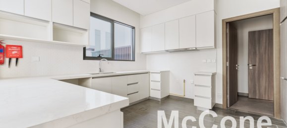 4 bedrooms Villa in Al Furjan, UAE No. 30313 7