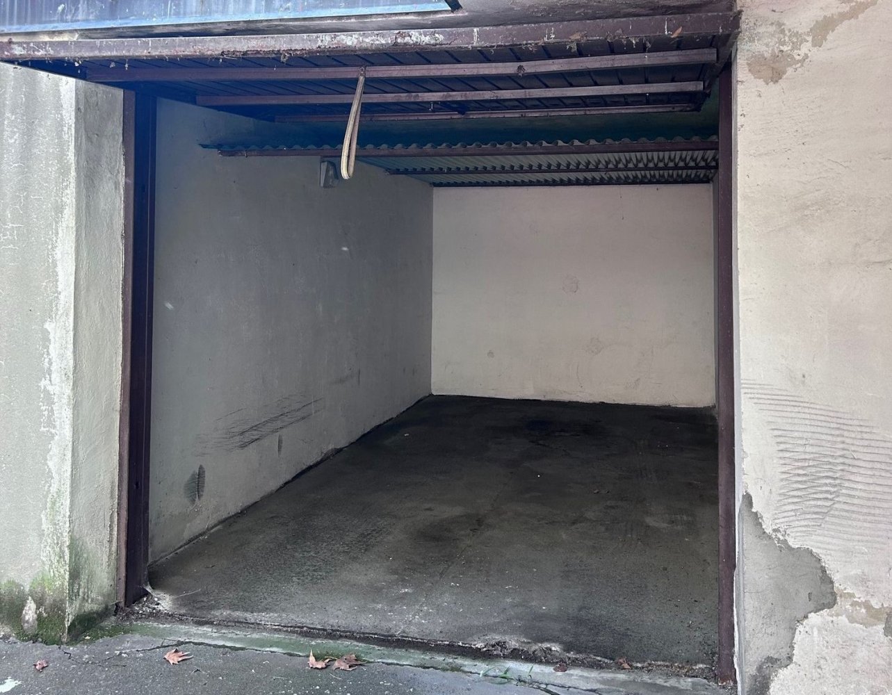 Garage in Milan, Italy 16m², Nr. 241885