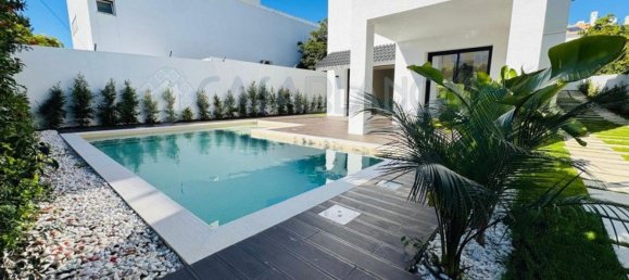 5 Schlafzimmer Haus in Cascais, Portugal, Nr. 107758 3