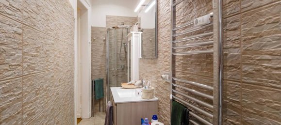 2 bedrooms Apartment in Turin, Italy No. 264126 22